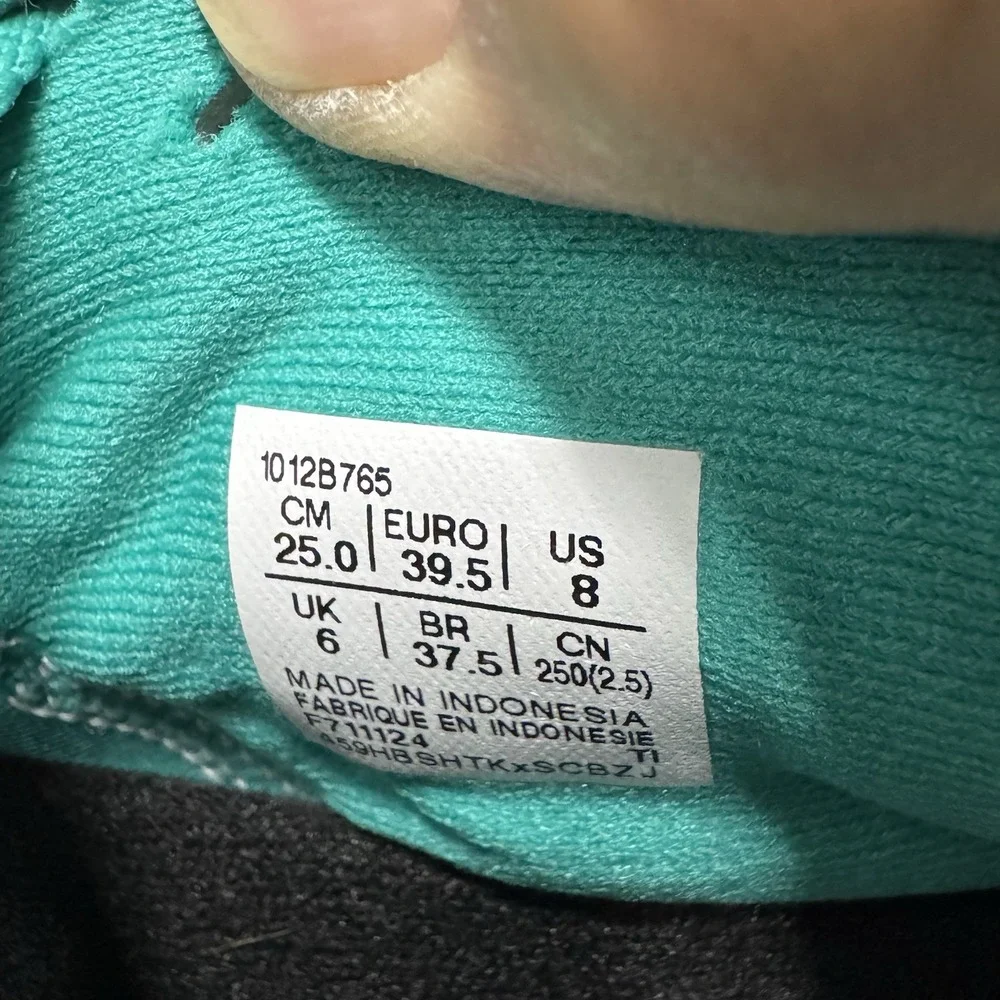 Asics Novablast 5 1012B765 Wave Teal Running Shoes Sneakers Women's Size 8